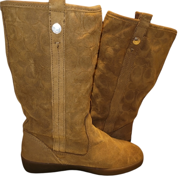 Coach Boots - Picture 4 of 10